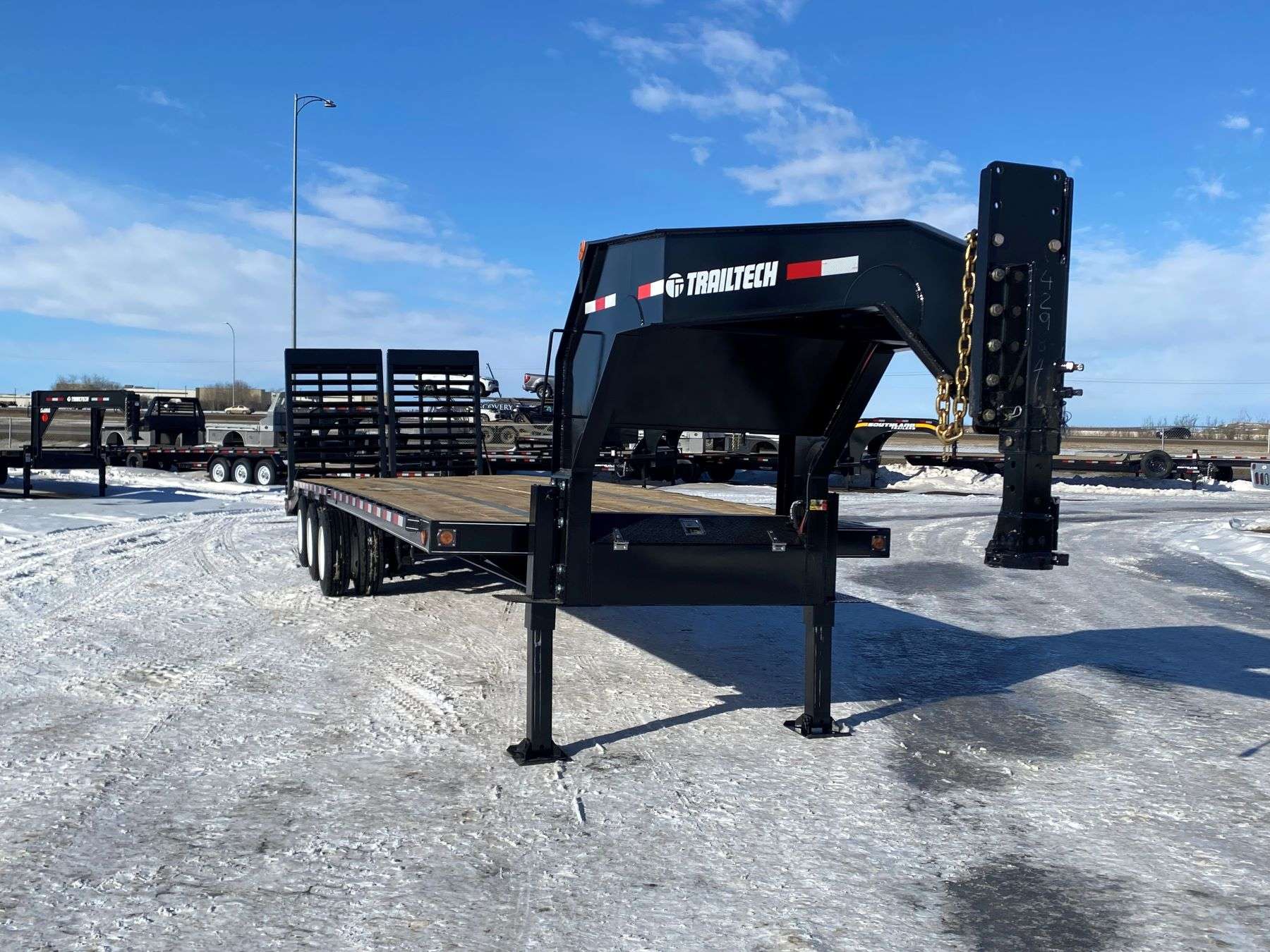 2026 Trailtech 28' + 5' Tri Axle Gooseneck Trailer