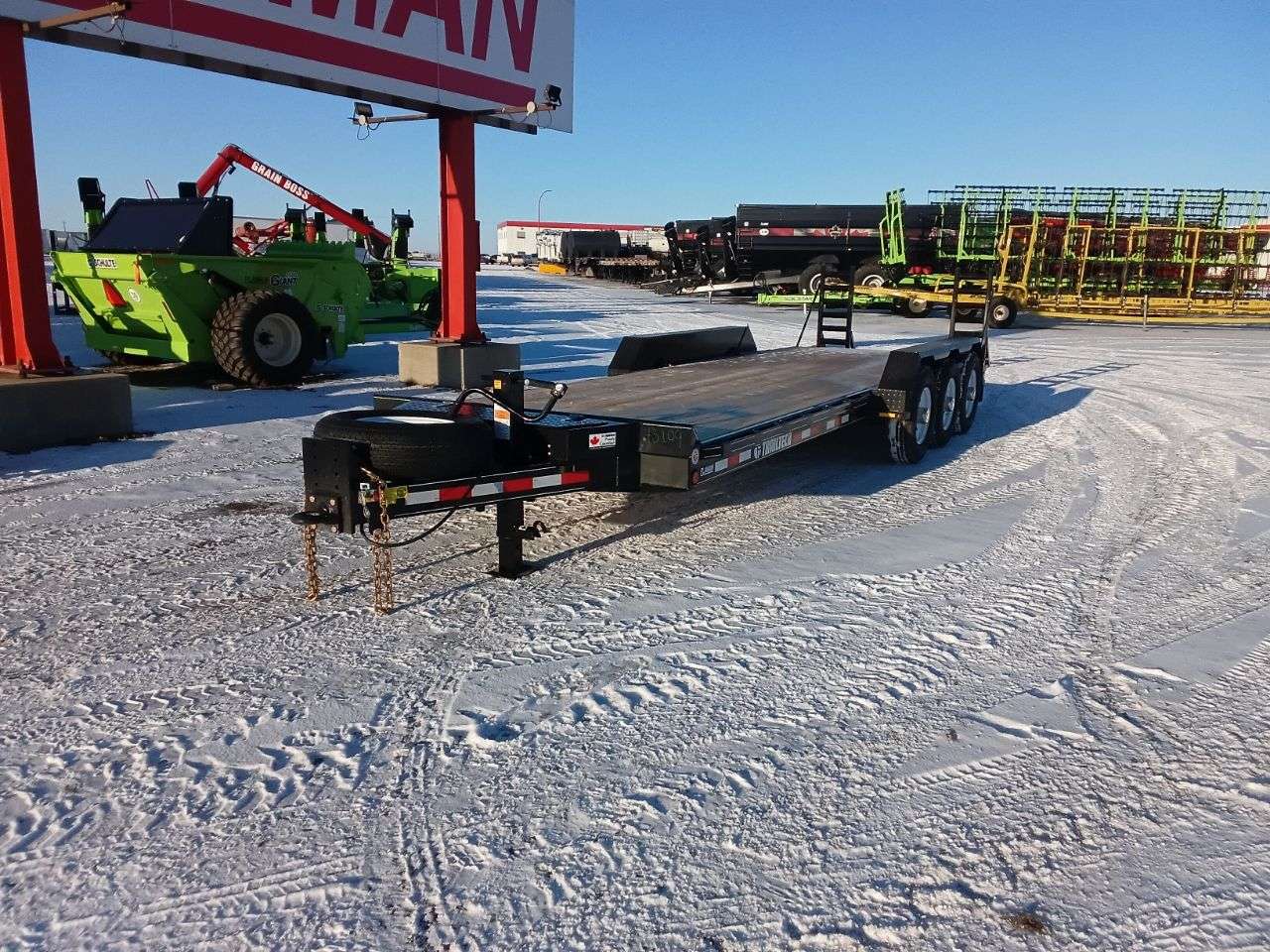 2026 Trailtech L370 8'6" x 24' Beavertail Flat Deck Trailer