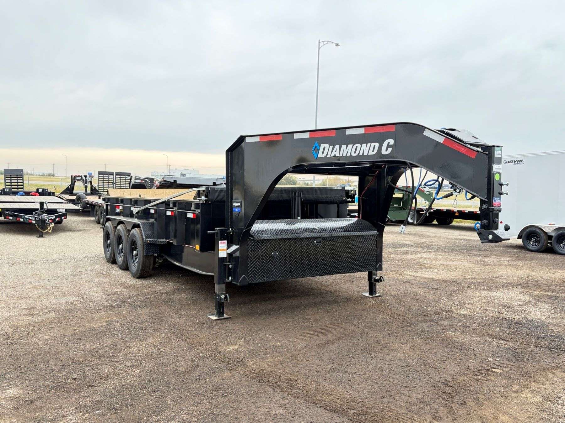 2027 Diamond C 16' Tri-axle Gooseneck Dump Trailer