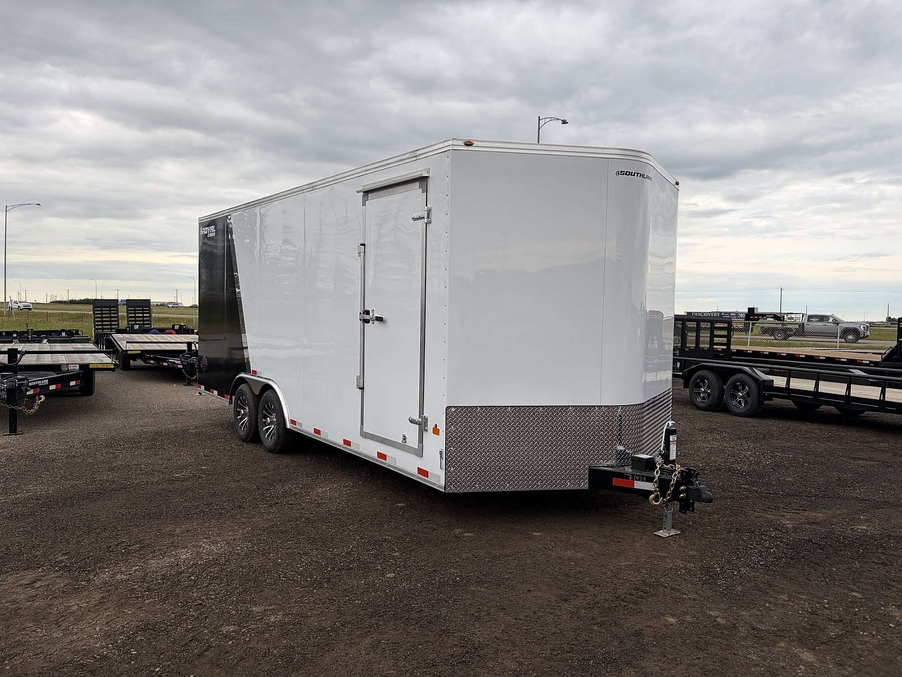 2027 Royal 8.5'x22' Enclosed Cargo w/ Aluminum Wheels