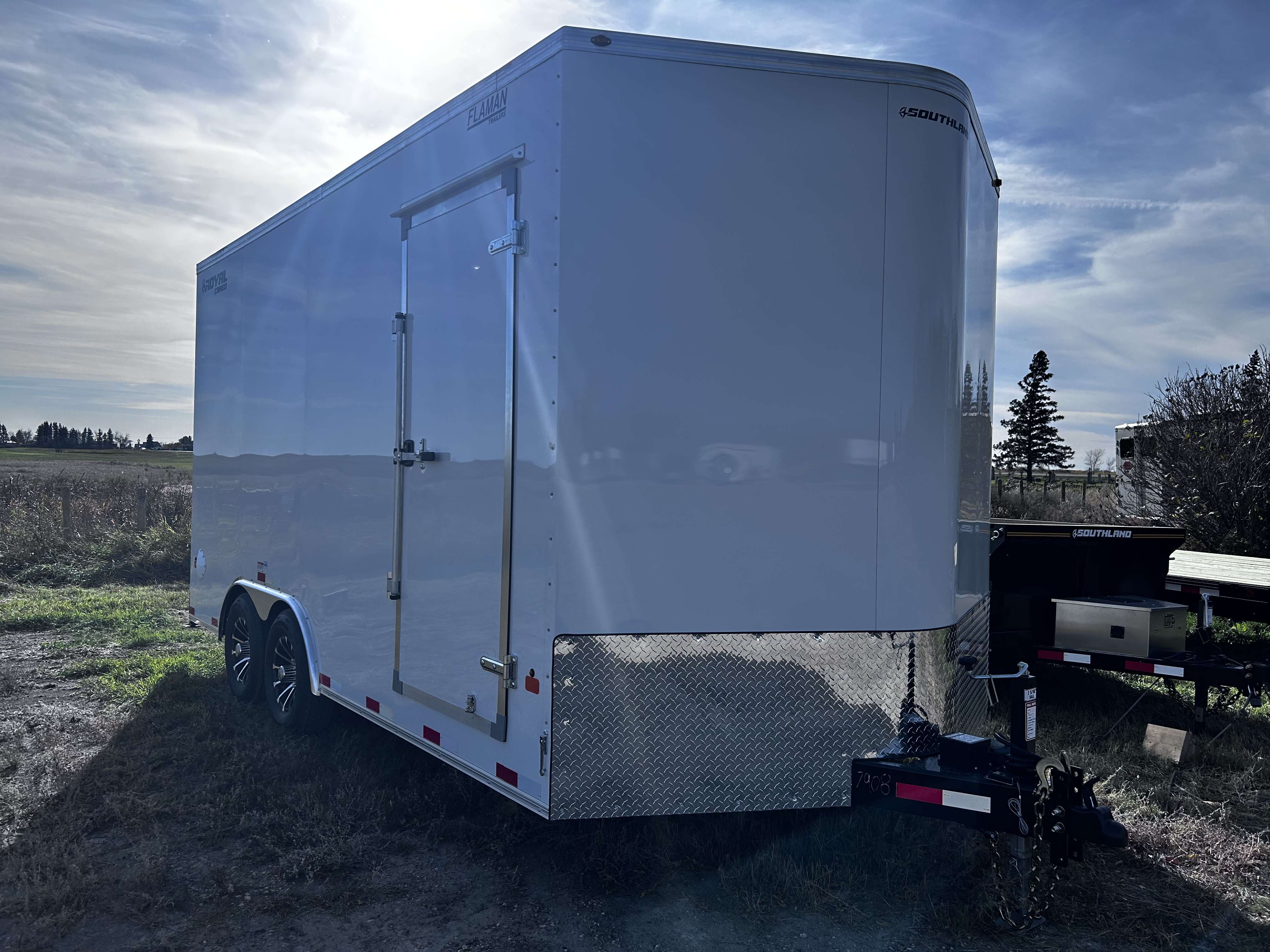2027 Royal LCH 8'6" x 16' + V-Nose Cargo Trailer