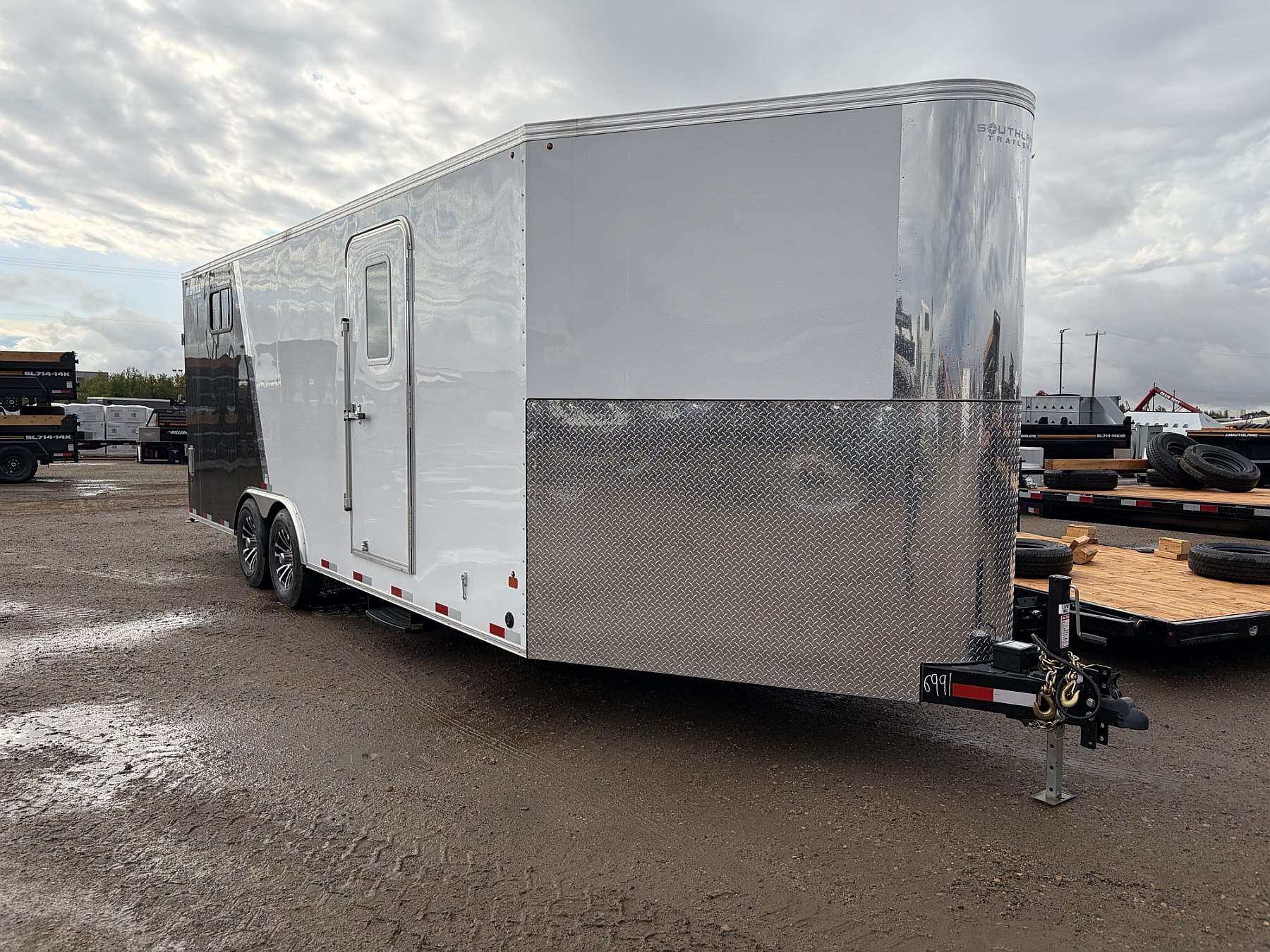2027 Royal XR 8'x22' + 4' Lowboy Enclosed Sled Trailer