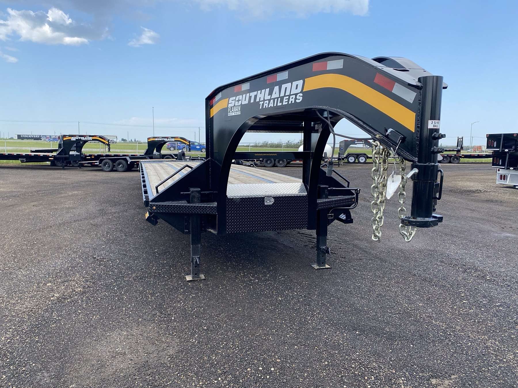 2027 Southland 34'+6' Tri-Axle Gooseneck Trailer