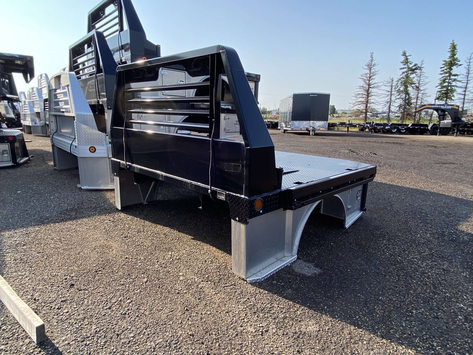 Hillsboro 1000 Series 6.5'x7' Hybrid Truck Bed