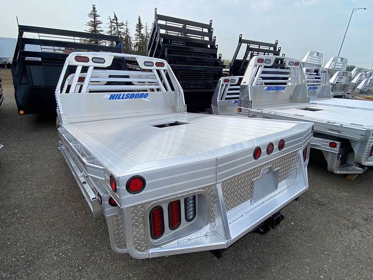 Hillsboro 2500 Series 6.75' x 8.5' Aluminum Truck Bed