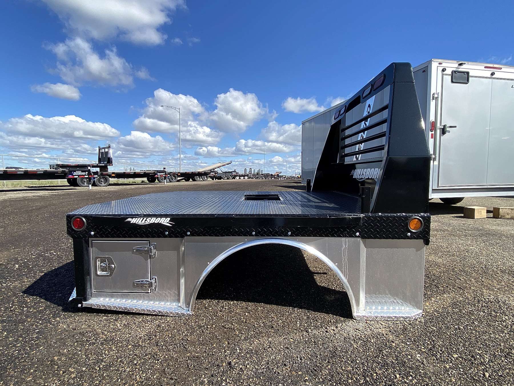 Hillsboro 500 Series 6.5'X7' Hybrid Truck Deck