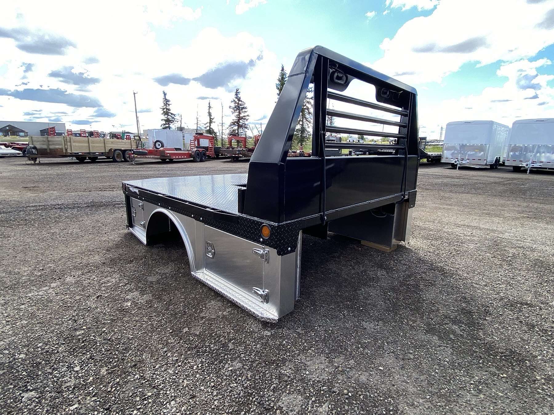 Hillsboro STA500 6.5'X8.5' Hybrid Truck Bed