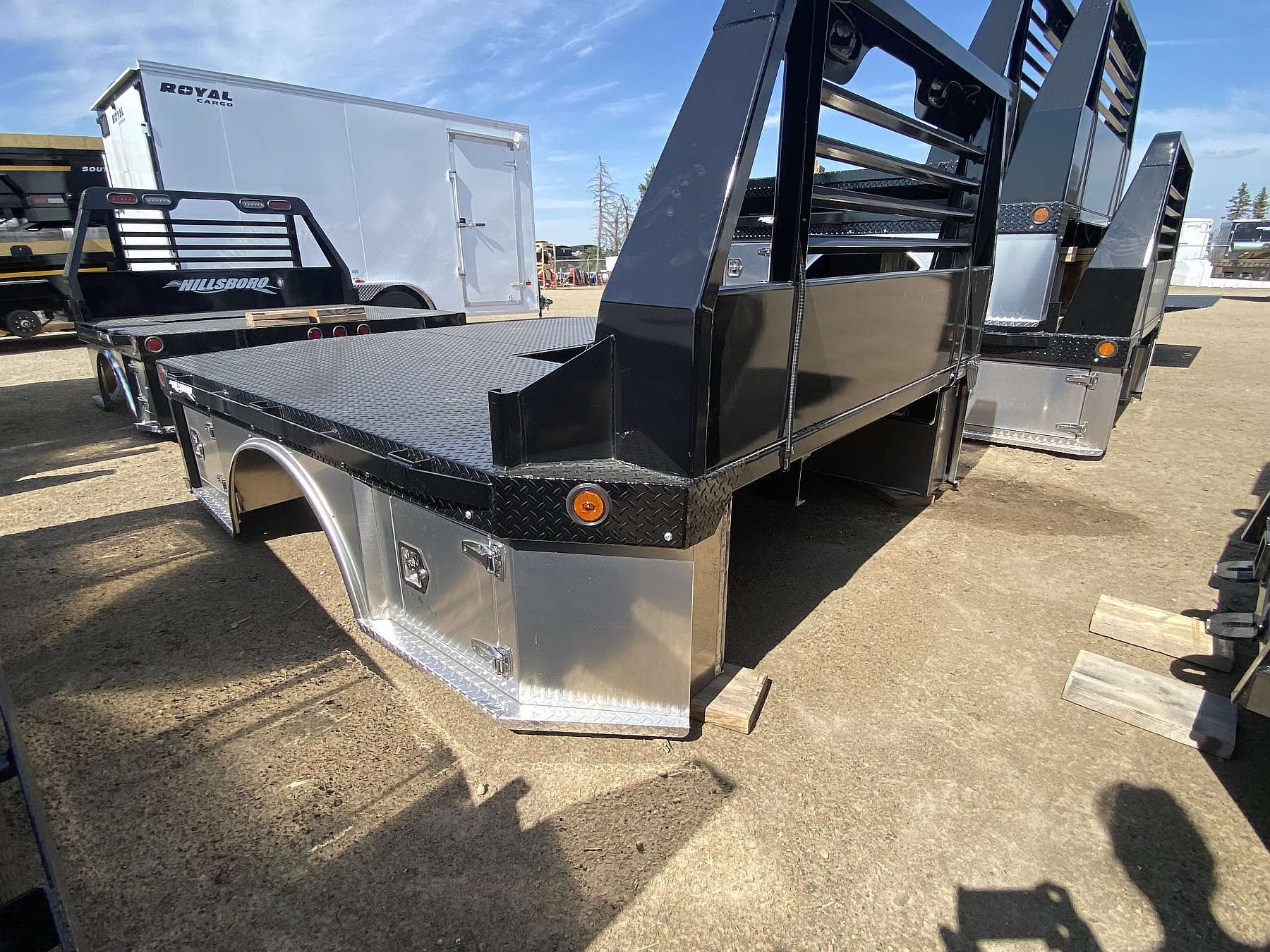 Hillsboro STA500 8'x8.5' Hybrid Truck Deck