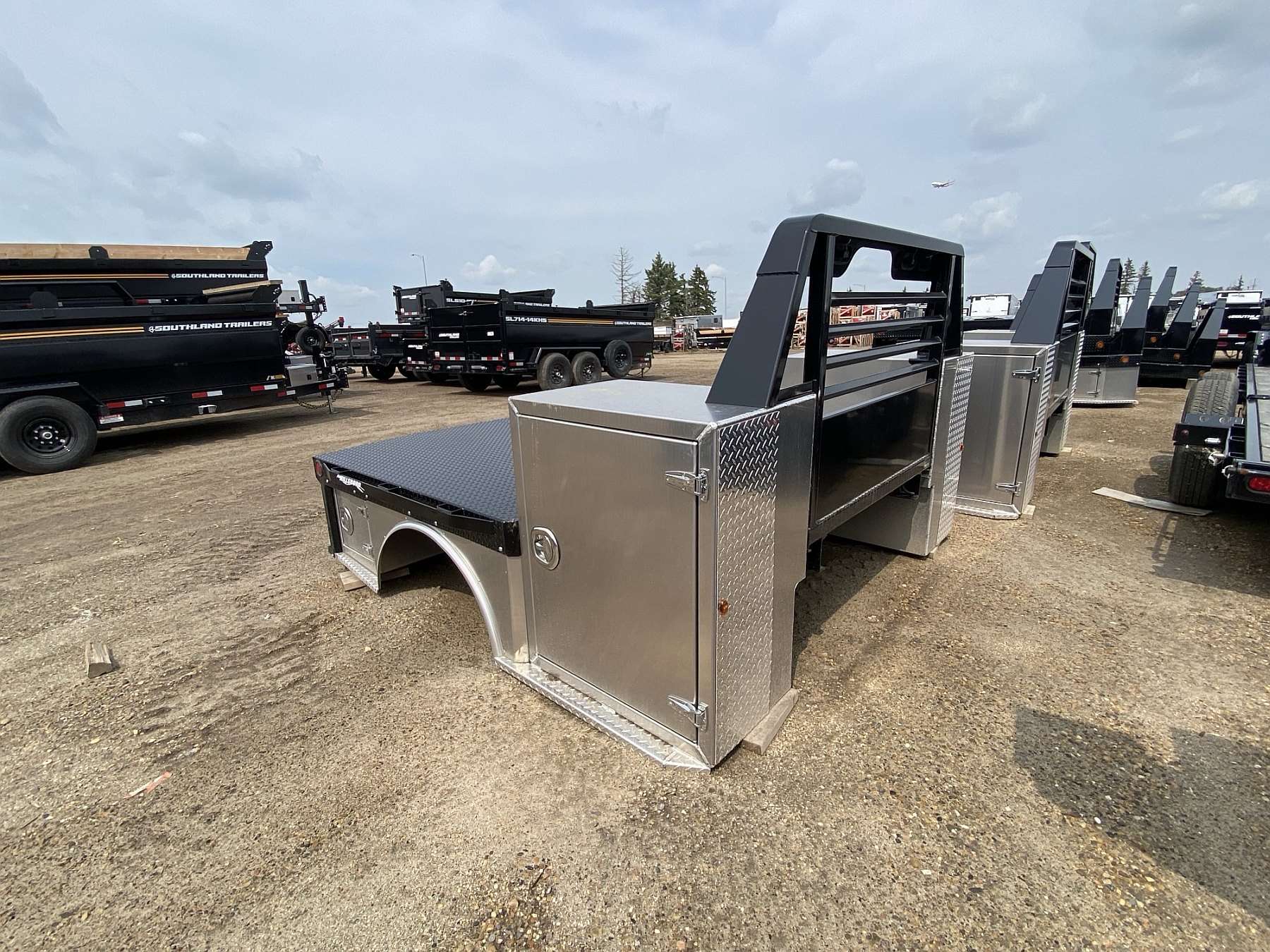 Hillsboro STX500 8'X8.5' Hybrid Truck Bed
