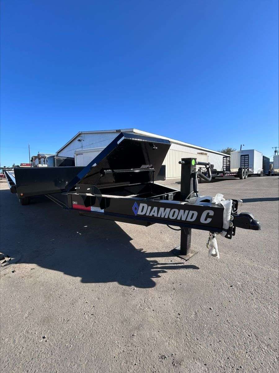 *Seasonal Clearout* 2024 Diamond C 20' Deck-Over Trailer